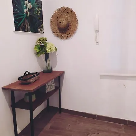 Azvalia - Santi Y Maria Apartment *